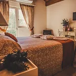 农家乐 Il Filaro Del Castello Di San Basilio *