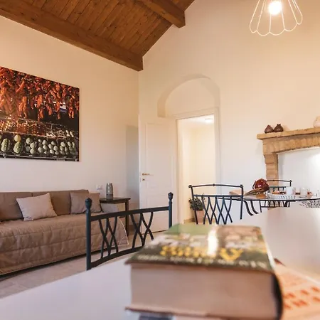 Il Filaro Del Castello Di San Basilio *