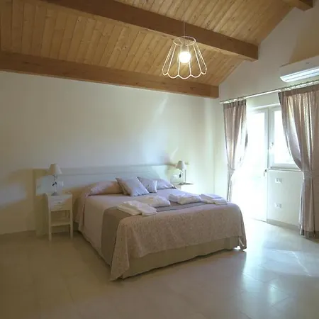 Il Filaro Del Castello Di San Basilio Marina Di Pisticci