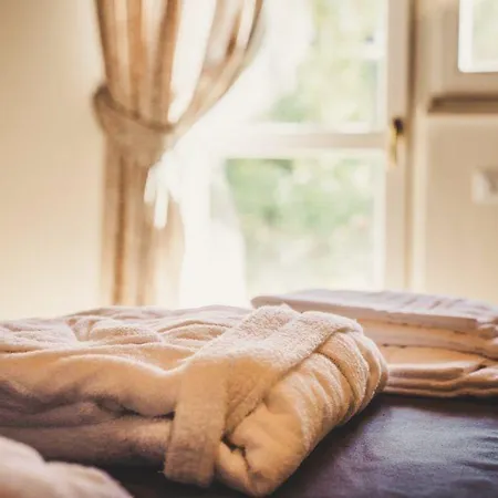 Il Filaro Del Castello Di San Basilio Farm stay *