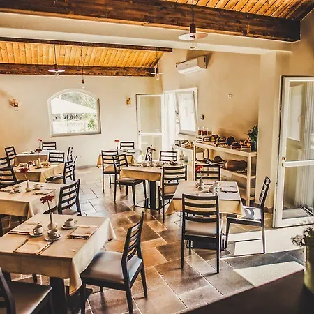 Il Filaro Del Castello Di San Basilio Farm stay