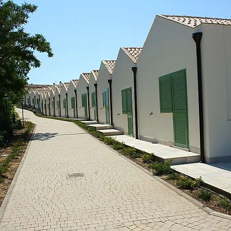 Il Filaro Del Castello Di San Basilio