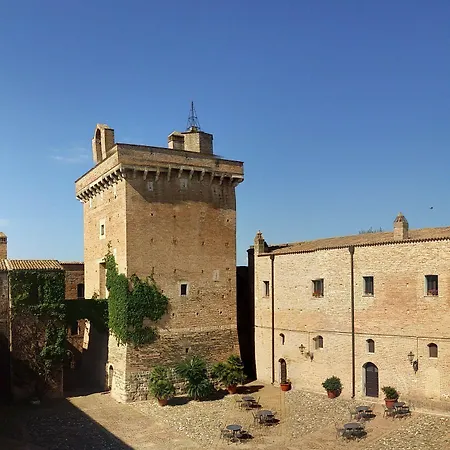 Il Filaro Del Castello Di San Basilio *