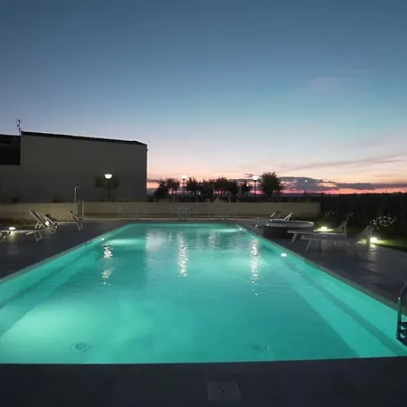 Il Filaro Del Castello Di San Basilio Marina Di Pisticci