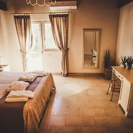 Il Filaro Del Castello Di San Basilio Çiftlik konaklama