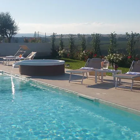 Il Filaro Del Castello Di San Basilio Farm stay