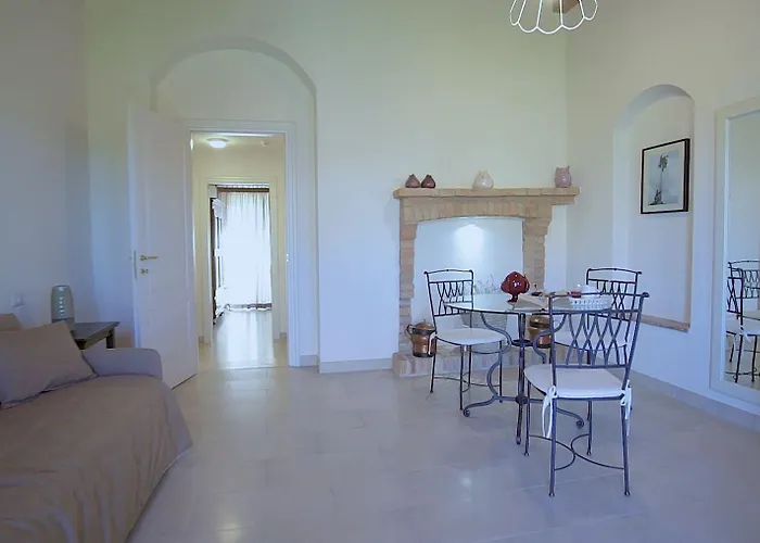 Il Filaro Del Castello Di San Basilio Vakantieboerderij Marina Di Pisticci