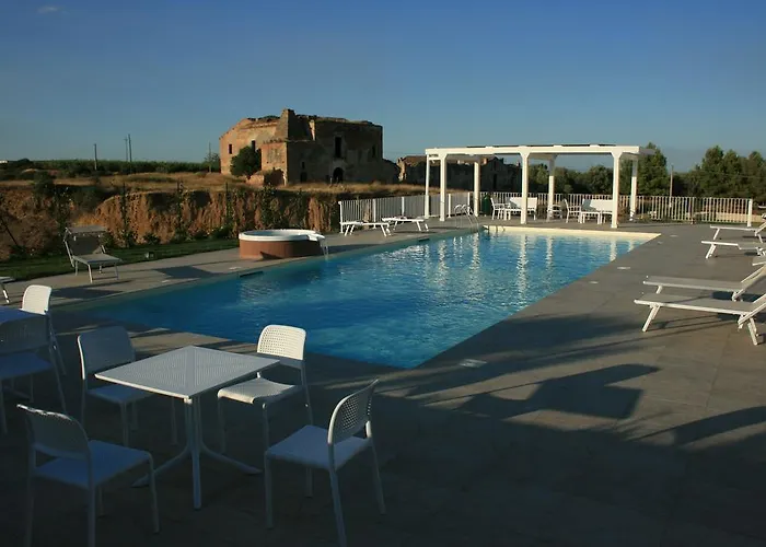 Il Filaro Del Castello Di San Basilio