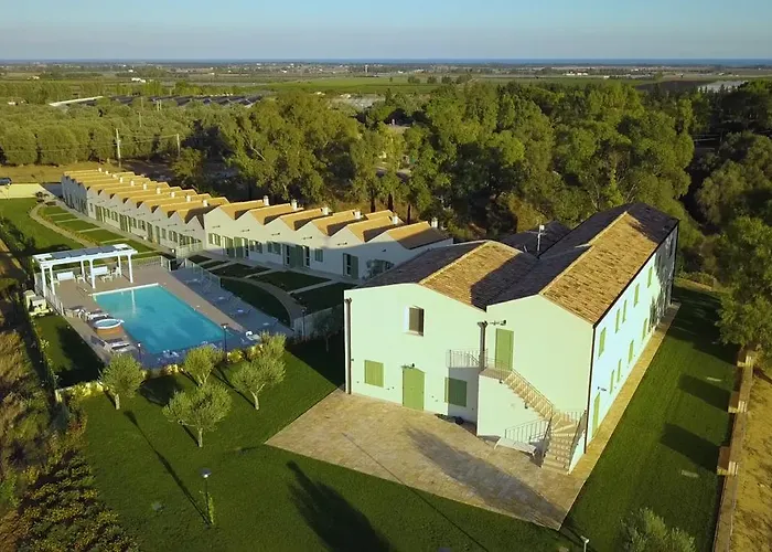 Il Filaro Del Castello Di San Basilio * Marina Di Pisticci